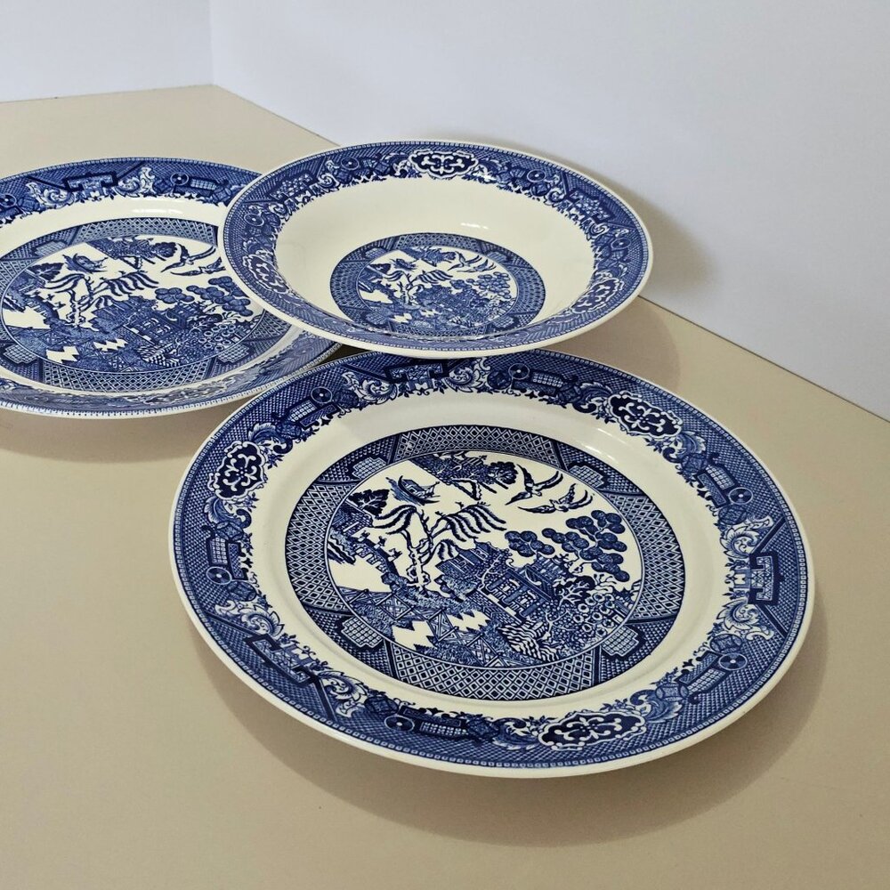 Royal USA Blue Willow Dinner Plates Salad Bowl lot Ironstone transferware Chinoi - Picture 13 of 13